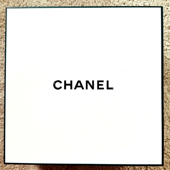 Chanel Box, for gifts, keepsakes, or decoration - Picture 1 of 7